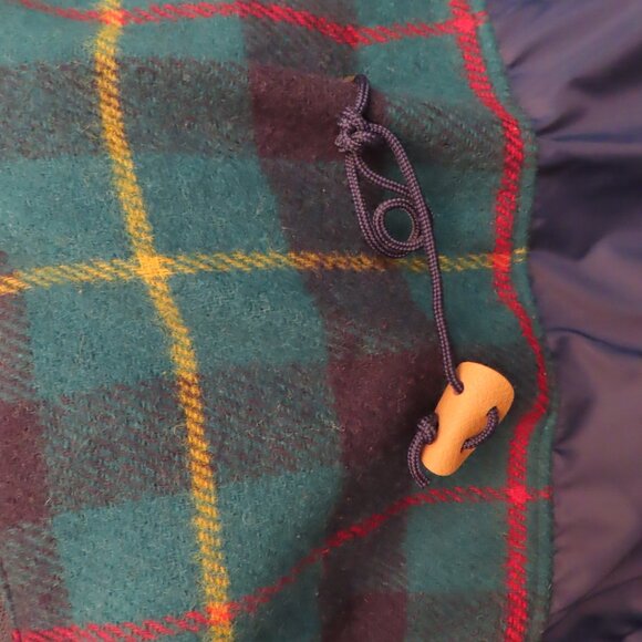 Vintage Woolrich Womens Plaid Wool Lined Barn Parka Jacket Blue Ski Chore XL USA - Picture 16 of 16